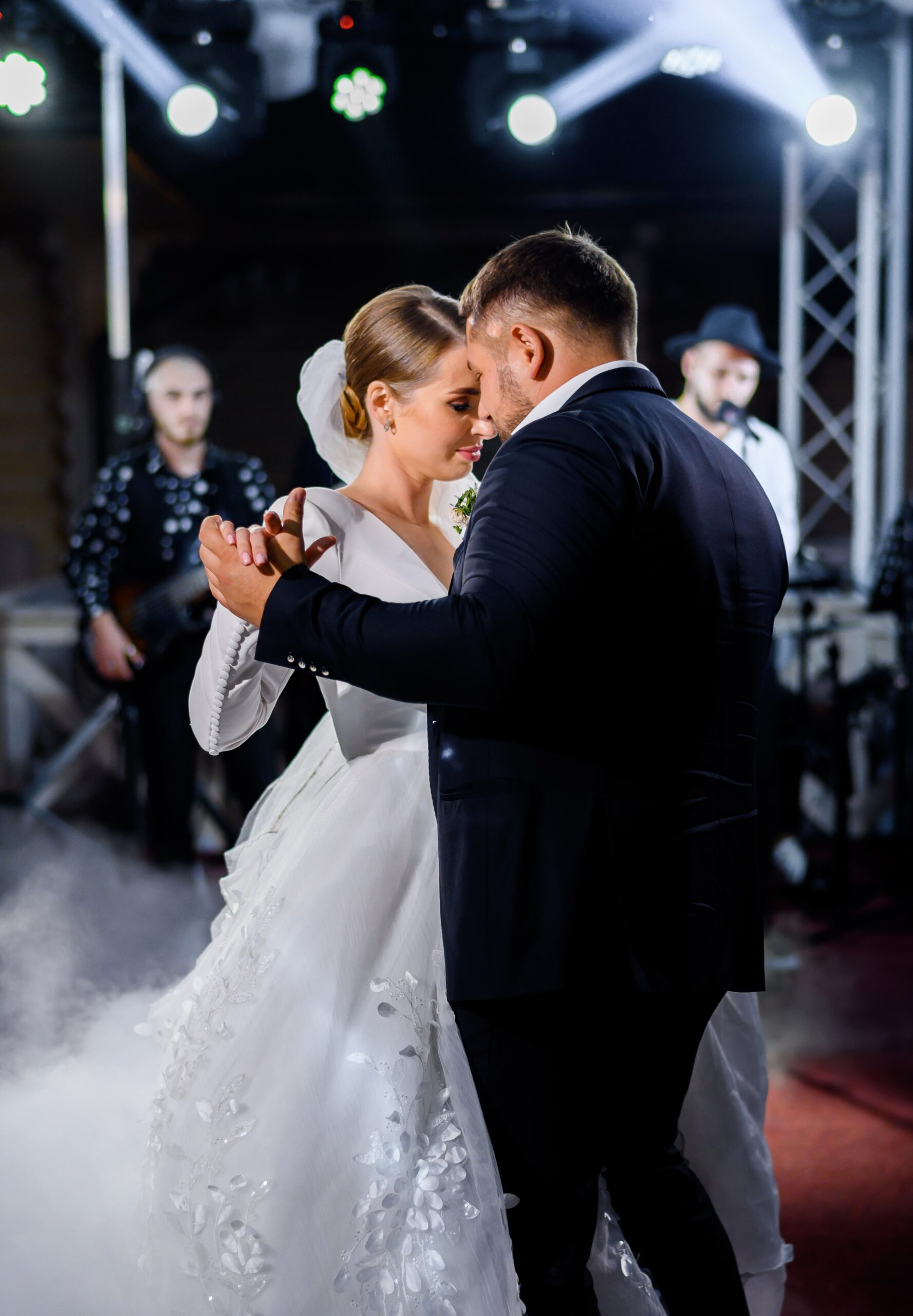 wedding-couple-performing-first-dance-restaurant-min